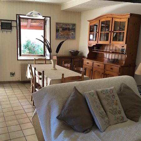 Appartement Dans La Vieille Ville, En Face Du Chateau Annecy Esterno foto