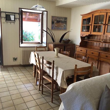 Appartement Dans La Vieille Ville, En Face Du Chateau Annecy Esterno foto